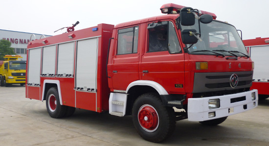 东风145水罐消防车(5吨)图片
